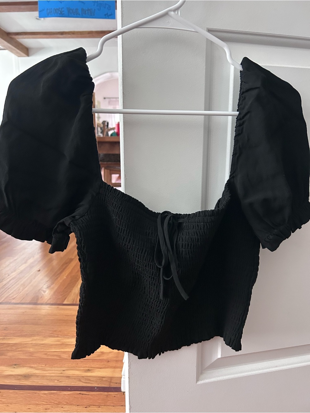 Wilfred Black Puff Sleeve Smocked Tie-Front Crop Top